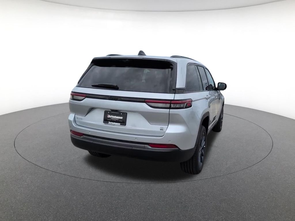 New 2026 Silver Zynith Jeep  image 7