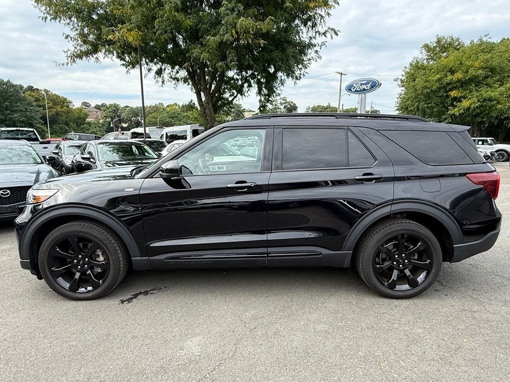Used 2023 Black Ford ST-Line image 11