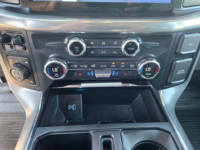 Used 2021 White Ford Lariat image 15