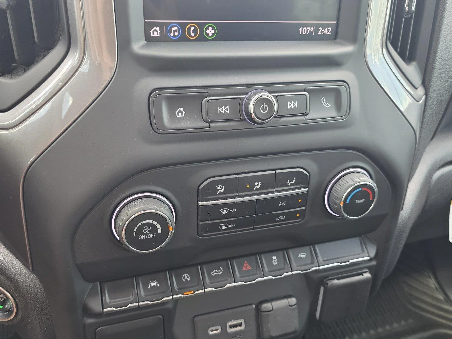 Used 2023 Black Chevrolet Custom image 17
