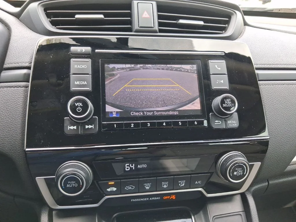 Used 2019 White Honda LX image 23