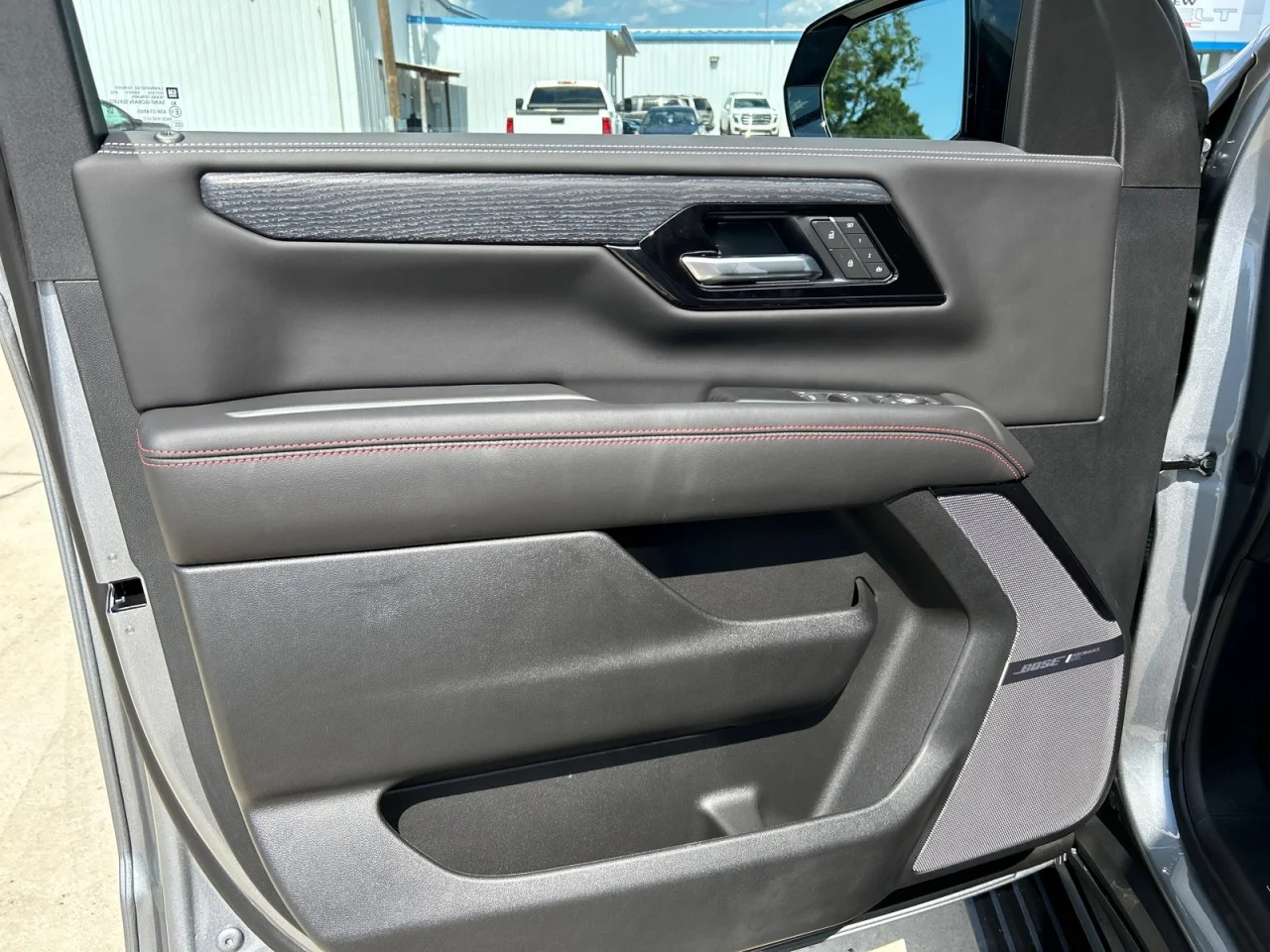 New 2026 Sterling Metallic GMC AT4 Ultimate image 10