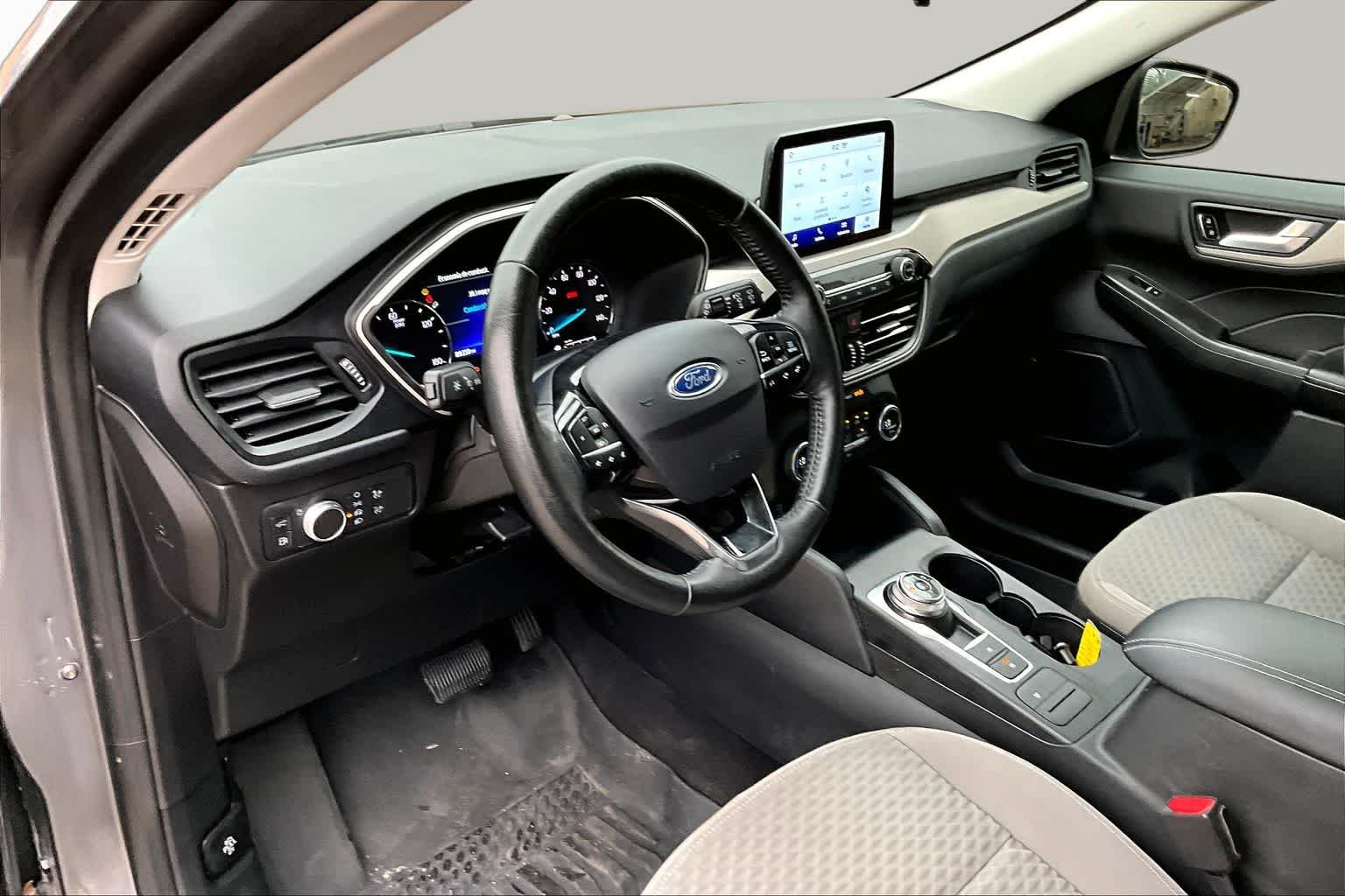 2021 Ford Escape SE - Photo 18
