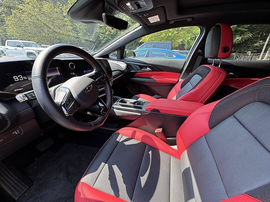 Used 2026 Black Chevrolet RS image 30