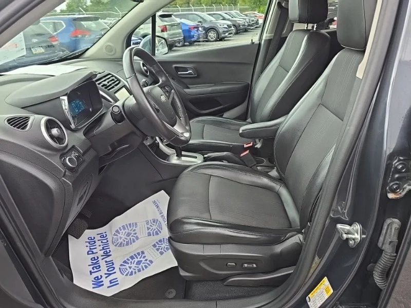 Used 2016 Gray Chevrolet LT image 24