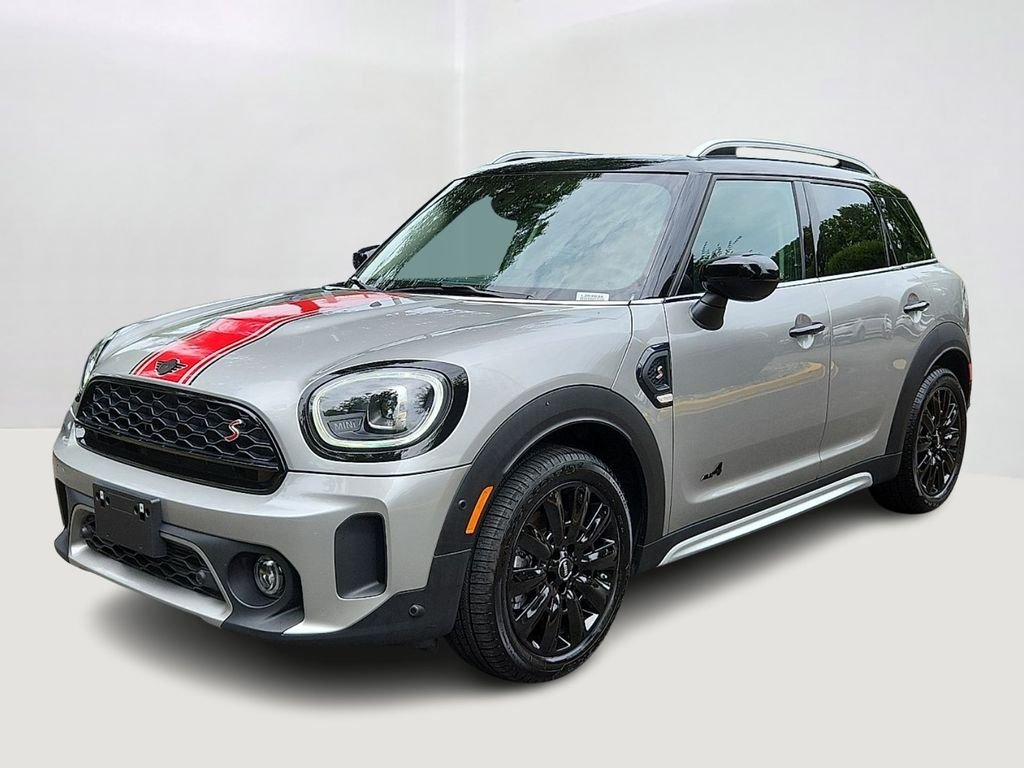 Used 2023 Silver MINI Classic image 1