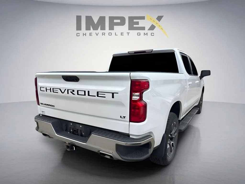 Used 2024 White Chevrolet LT image 4