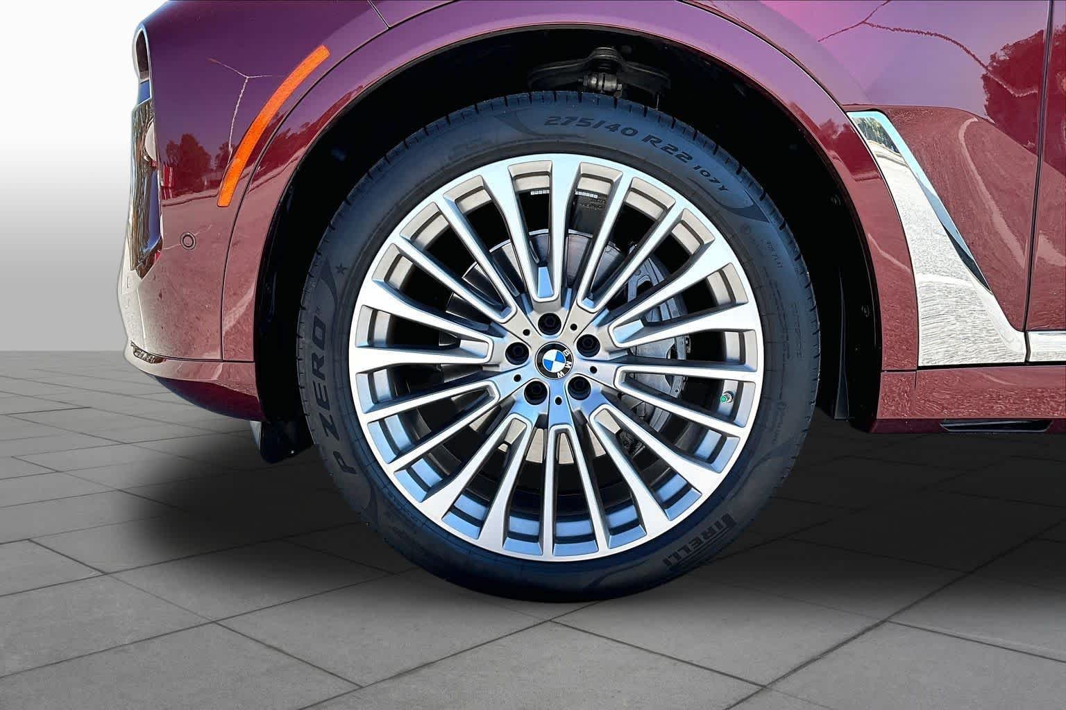 Used 2024 Aventurin Red Metallic BMW xDrive40i image 11