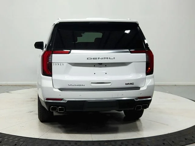 Used 2025 White GMC Denali image 7
