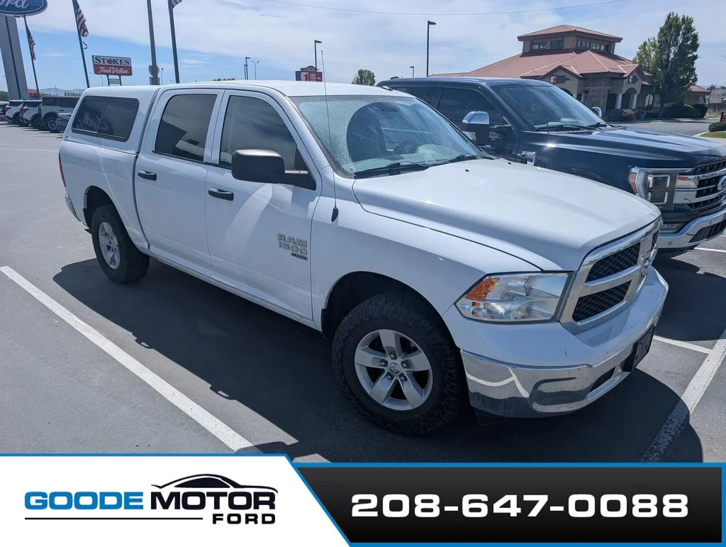 2020 RAM 1500 Classic Tradesman 4x4 Crew Cab 5'7's photo