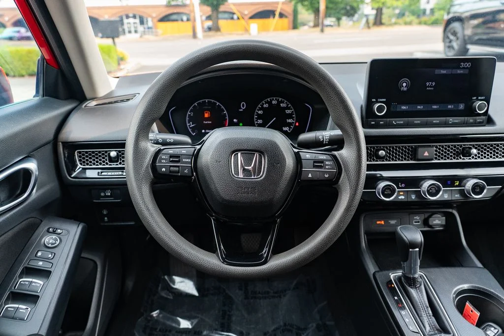 Used 2022 Red Honda LX image 12