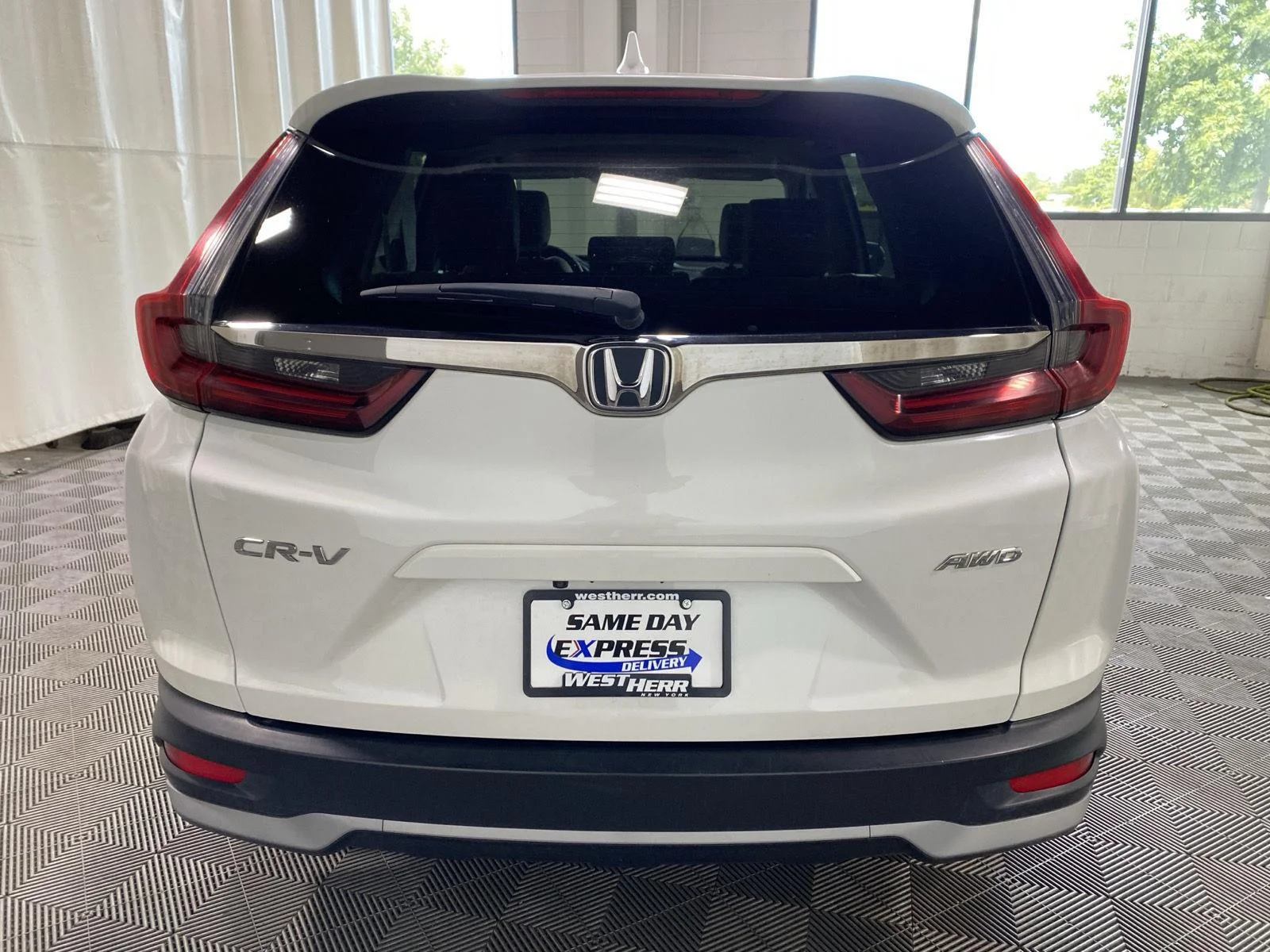 Used 2021 Platinum White Pearl Honda EX image 6