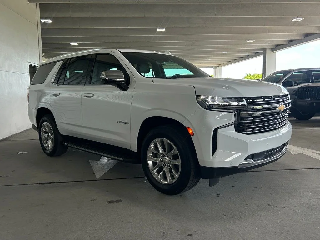Used 2022 Summit White Chevrolet Premier image 3