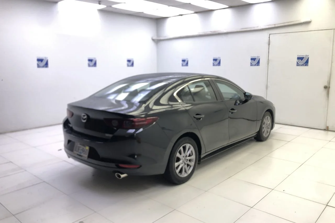Used 2020 Jet Black Mazda  image 8