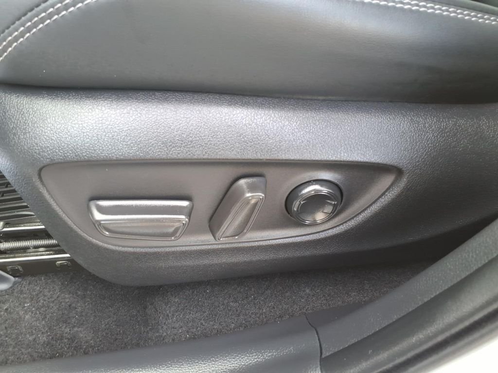 Used 2023 Wind Chill Pearl Toyota Limited image 17