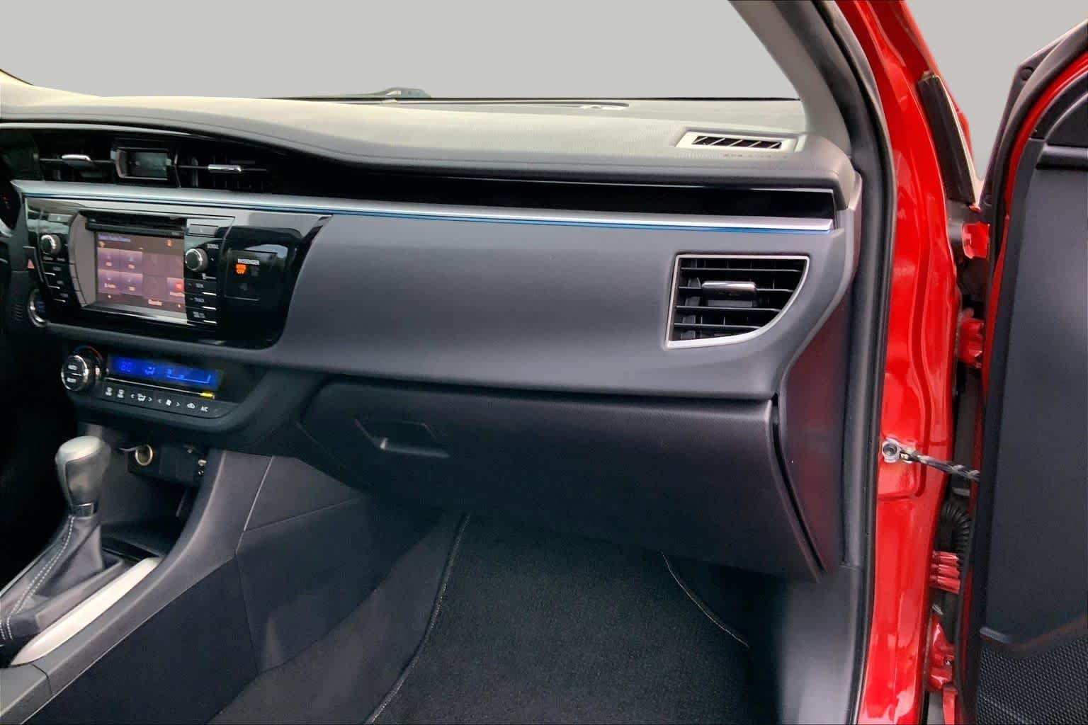 Used 2016 Barcelona Red Metallic Toyota S Plus image 19