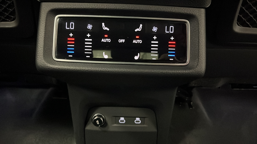 Used 2022 Silver Metallic Audi S line Prestige image 34