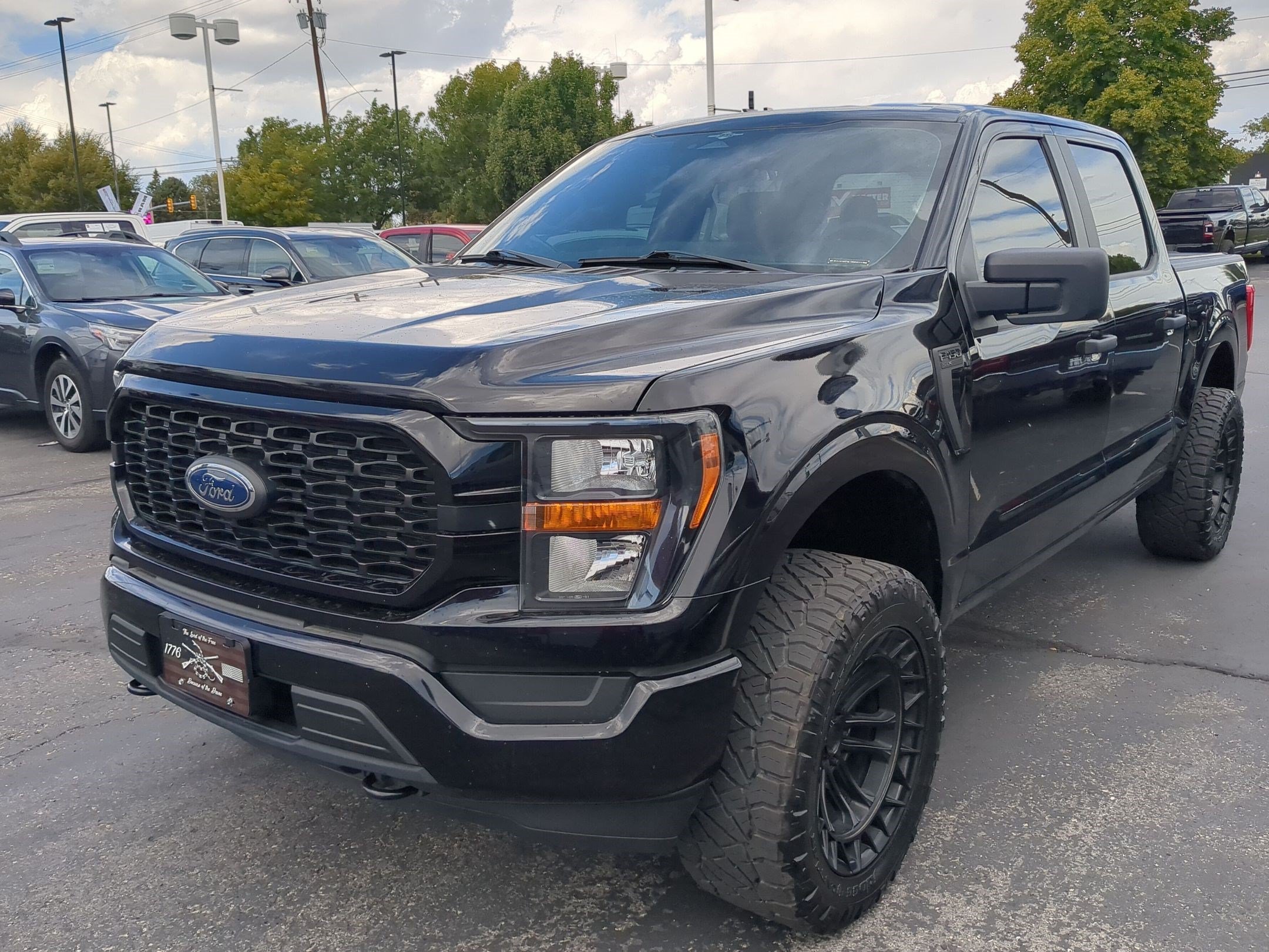 Used 2023 Agate Black Metallic Ford XL image 8