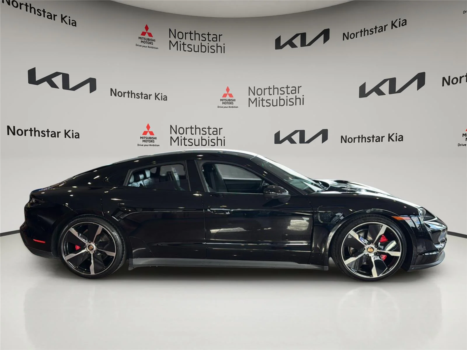Used 2021 Black Porsche 4S image 4