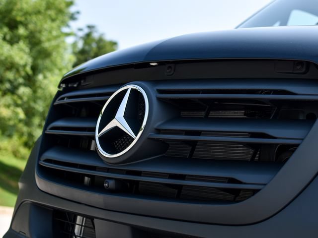 New 2026 Obsidian Black Metallic Mercedes-Benz Passenger 144 WB image 33