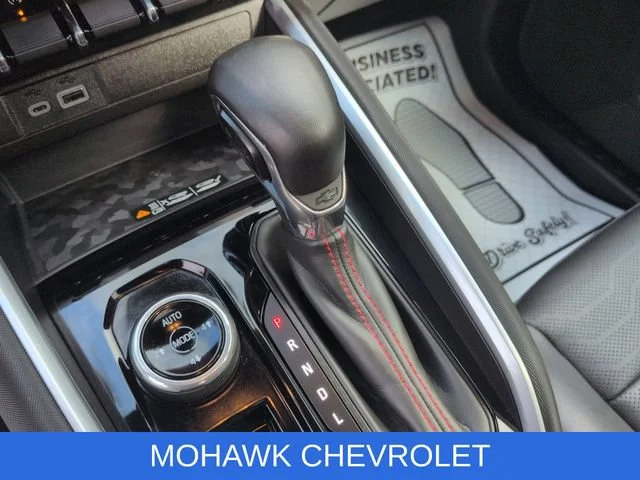 Used 2023 Black Chevrolet Z71 image 16