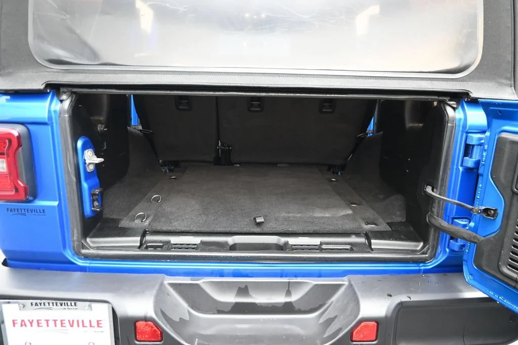Used 2021 Blue Jeep Unlimited Sport S image 11