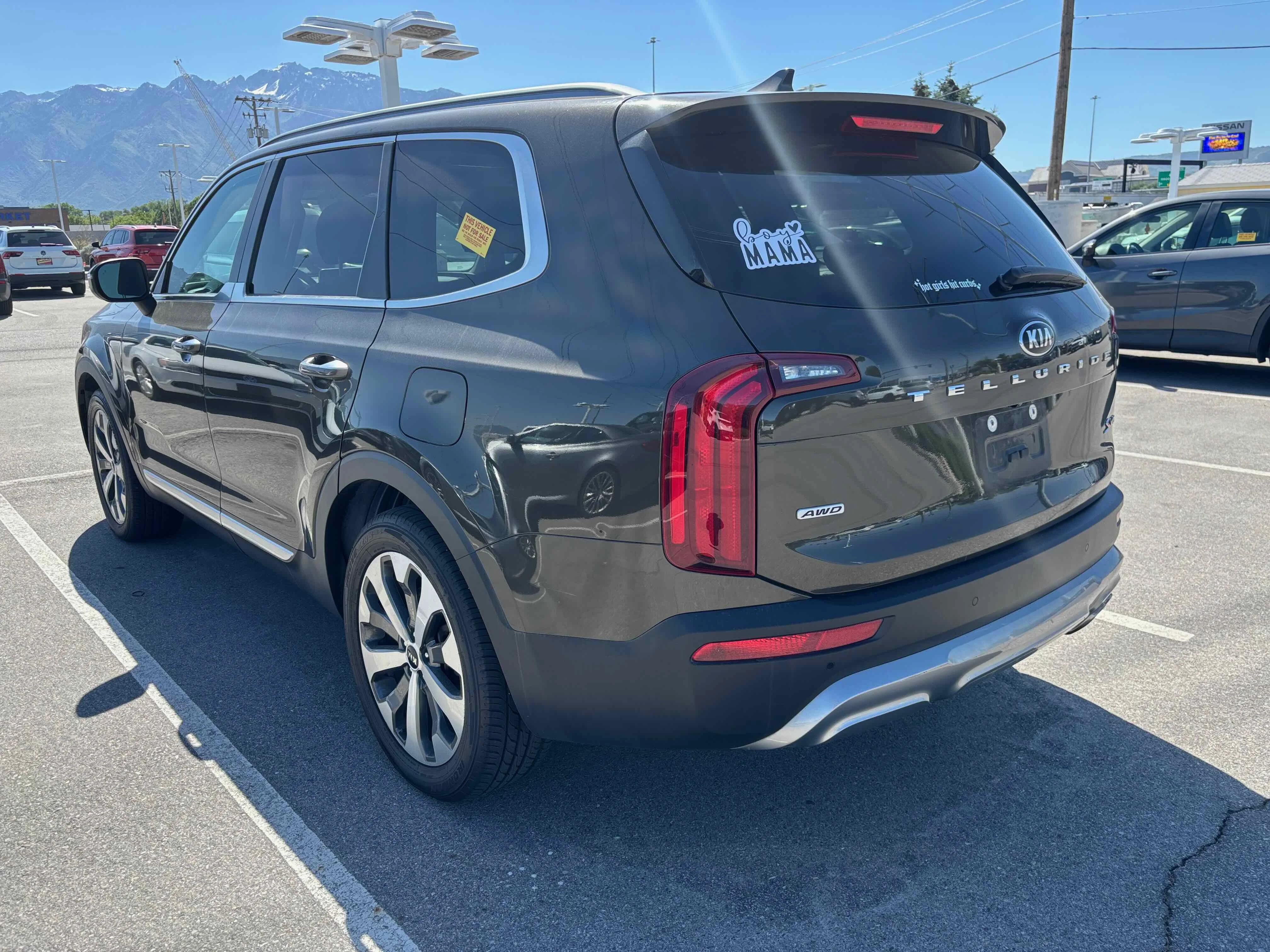 Used 2021 Dark Moss Kia S image 6