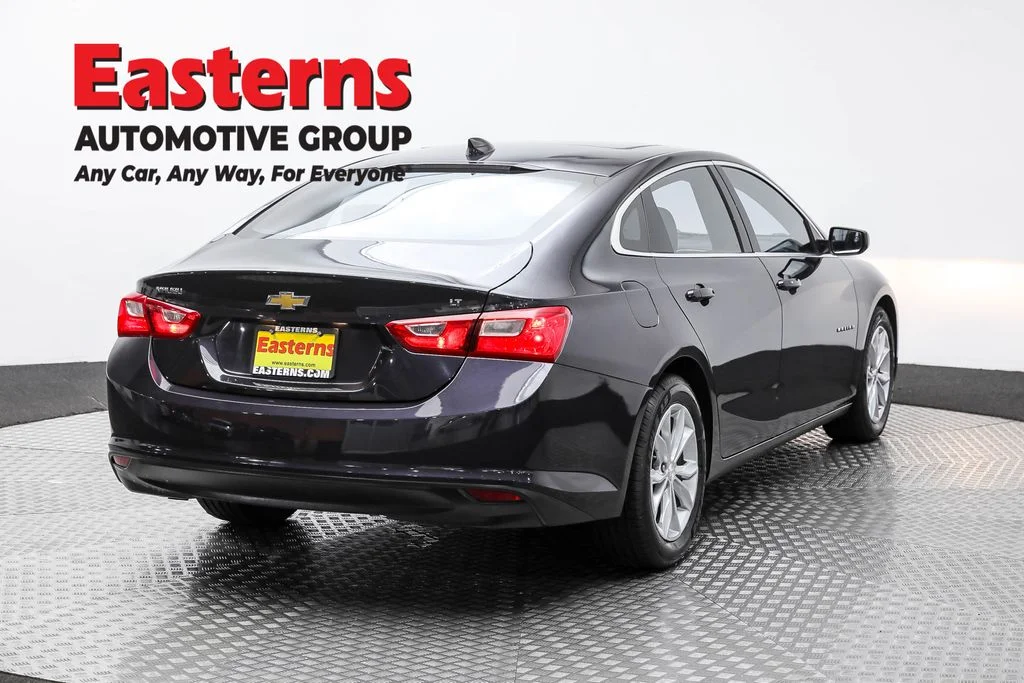Used 2023 Gray Chevrolet LT image 5