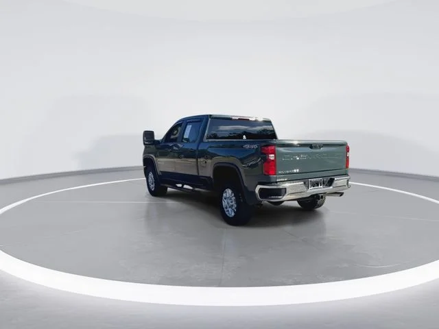Used 2025 Gray Chevrolet LT image 12