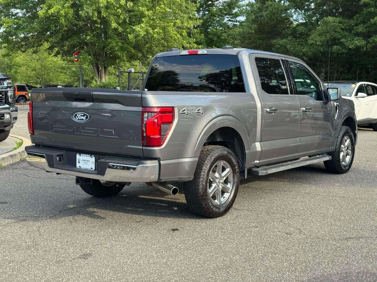 Used 2025 CARBONIZED GRAY METALLIC Ford XLT image 7
