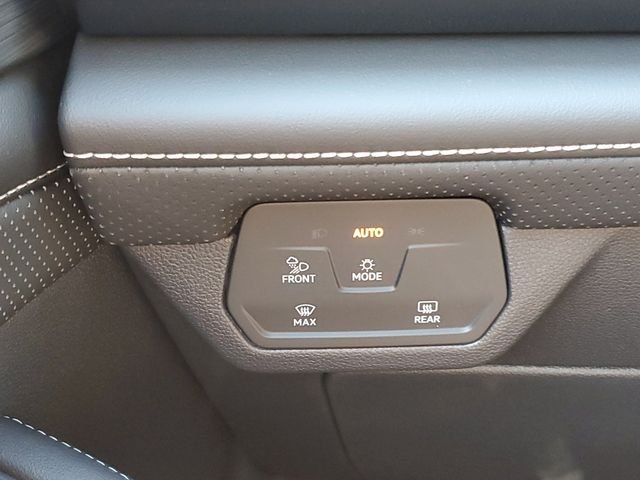 2026 Volkswagen Atlas Cross Sport SE w/Tech - Photo 34