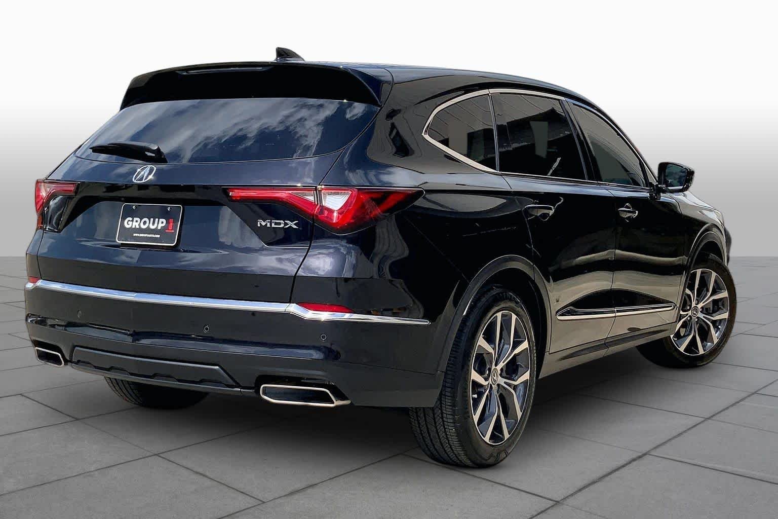 Used 2023 Phantom Violet Pearl Acura w/Technology Package image 12