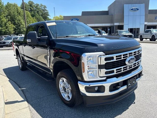 Used 2026 Black Ford XLT image 2
