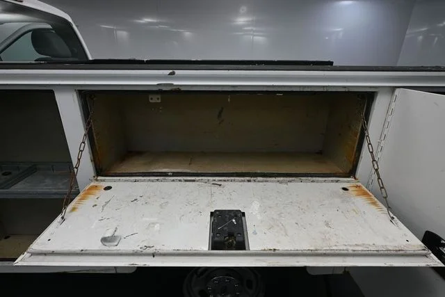 Used 2014 White Ford XL image 30