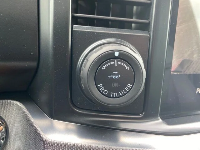 New 2026 Glacier Gray Metallic Tri-Coat Ford F-350® Platinum® image 34