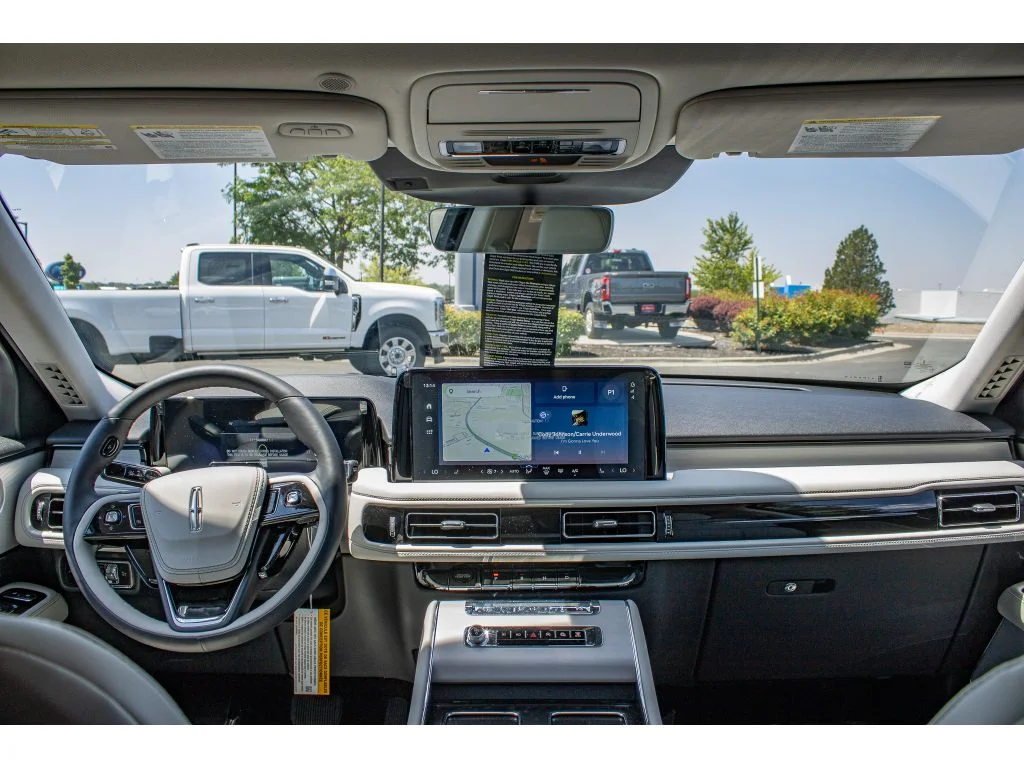 New 2026 PRISTINE WHITE METALLIC Lincoln Reserve image 28
