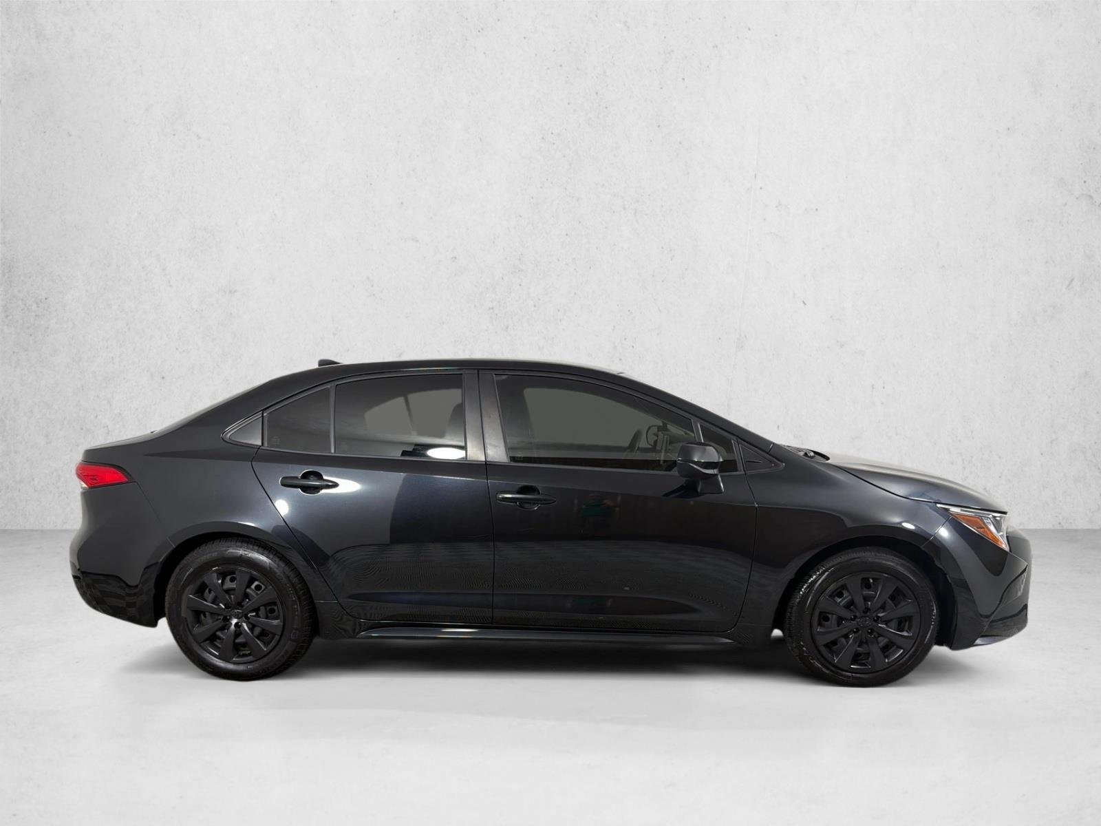 Used 2020 Black Sand Pearl Toyota LE image 2