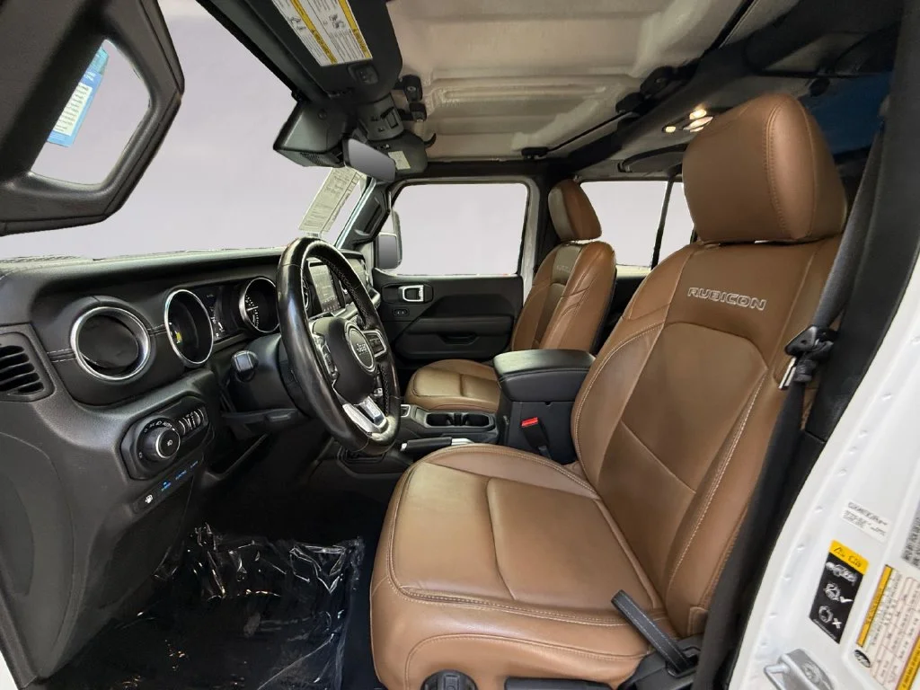 Used 2021 White Jeep Unlimited Rubicon 4xe image 10