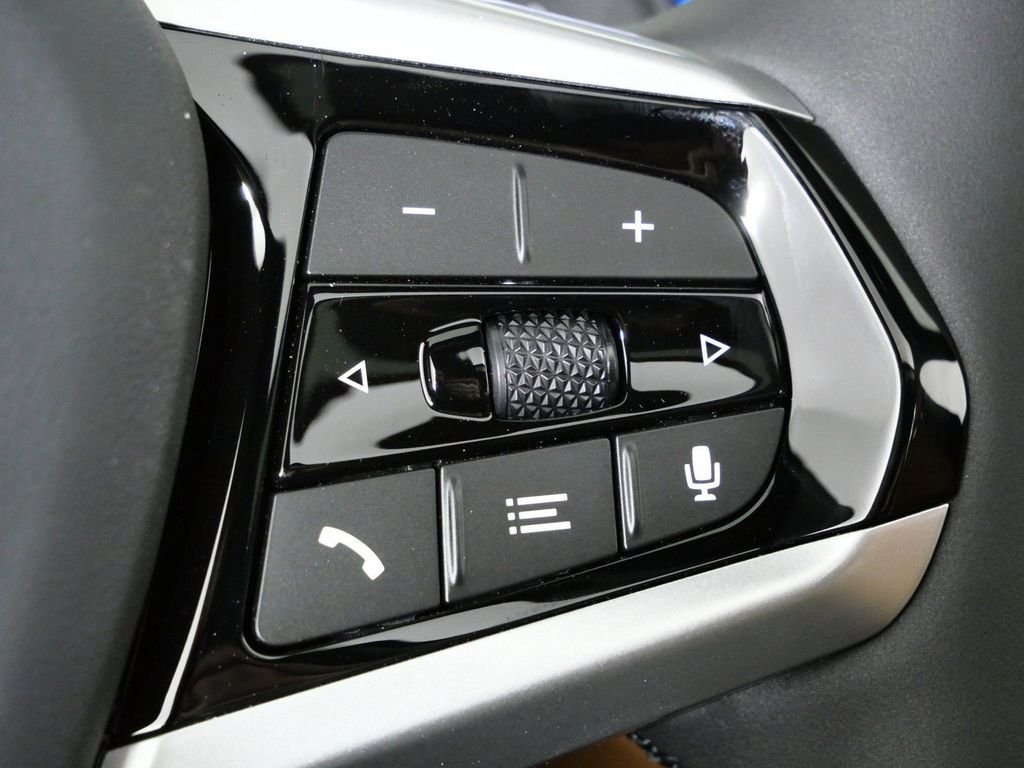 Used 2026 Skyscraper Grey Metallic BMW 330i xDrive image 41