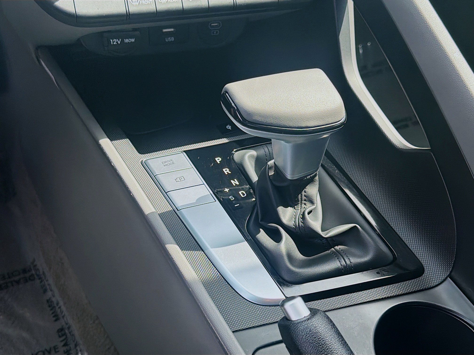 2026 Hyundai Elantra SEL Sport - Photo 13