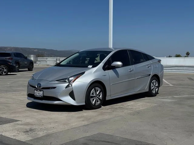 Used 2018 Silver Toyota Four image 7