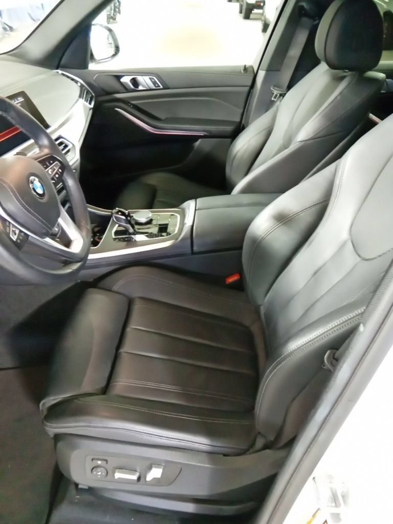 Used 2022 Alpine White BMW xDrive40i image 9