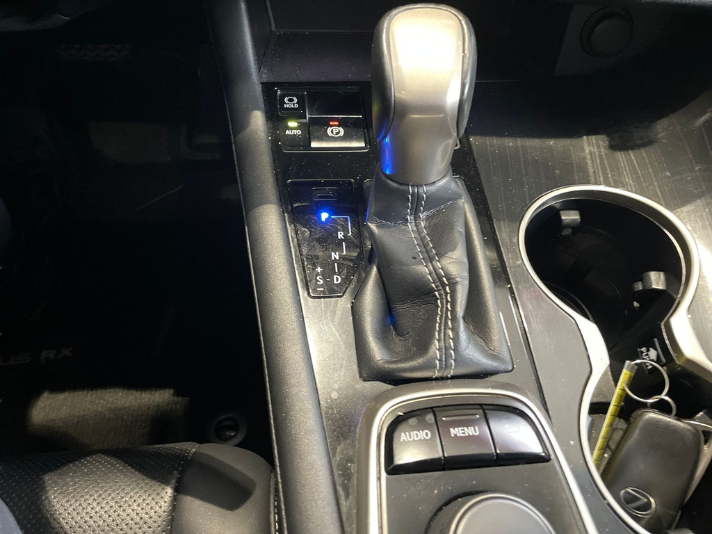 Used 2016 White Lexus 350 image 19