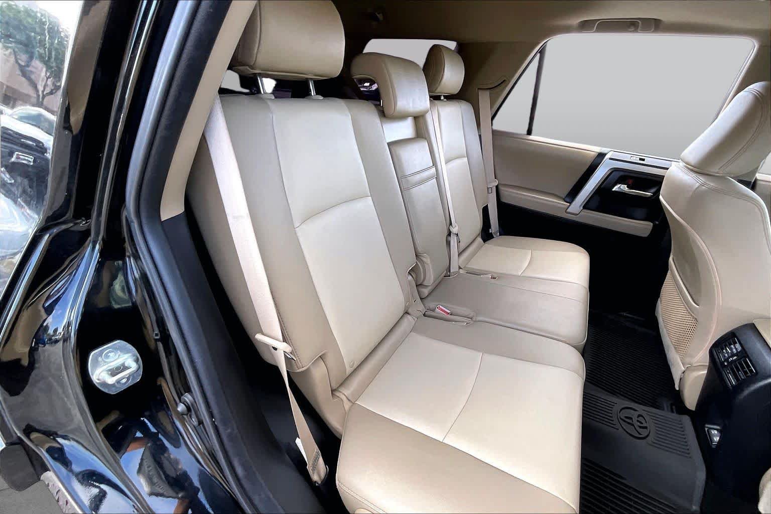 Used 2022 Midnight Black Metallic Toyota SR5 Premium image 16