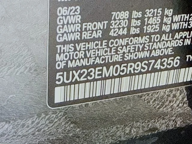 Used 2024 Gray BMW xDrive40i image 35