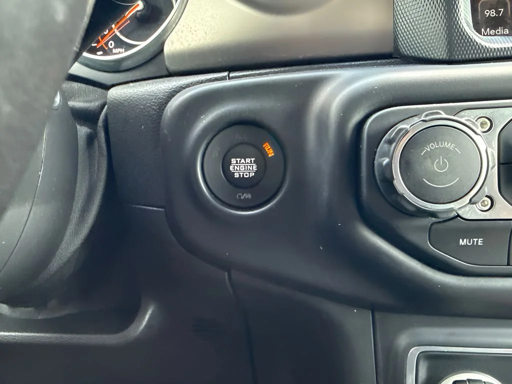 Used 2020 Black Jeep Unlimited Sport S image 18