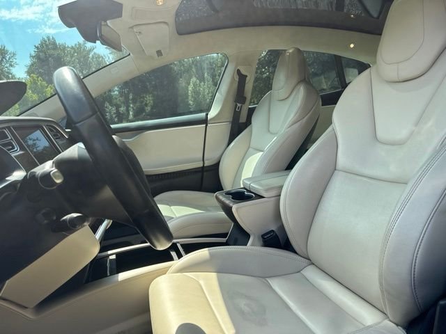 Used 2018 Silver Metallic Tesla 100D image 11
