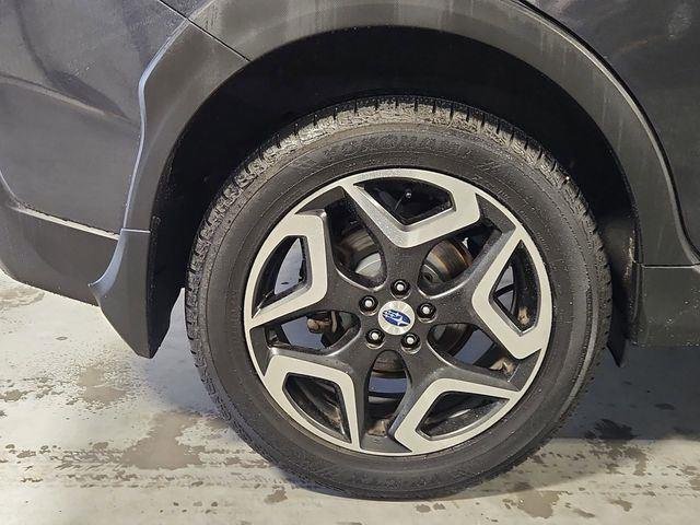 Used 2018 Gray Subaru 2.0i Limited image 32