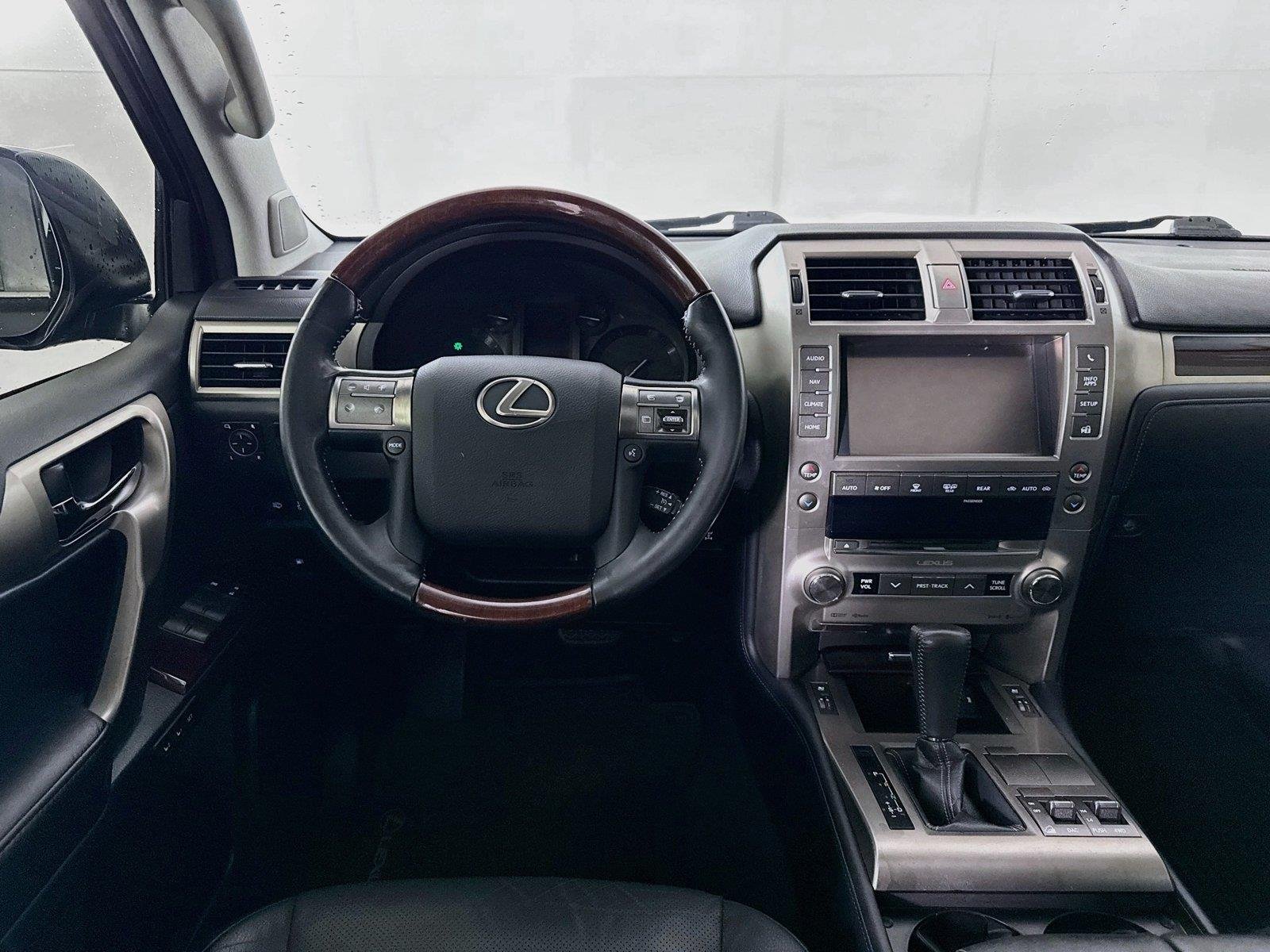 Used 2017 Black Onyx Lexus GX 460 image 34