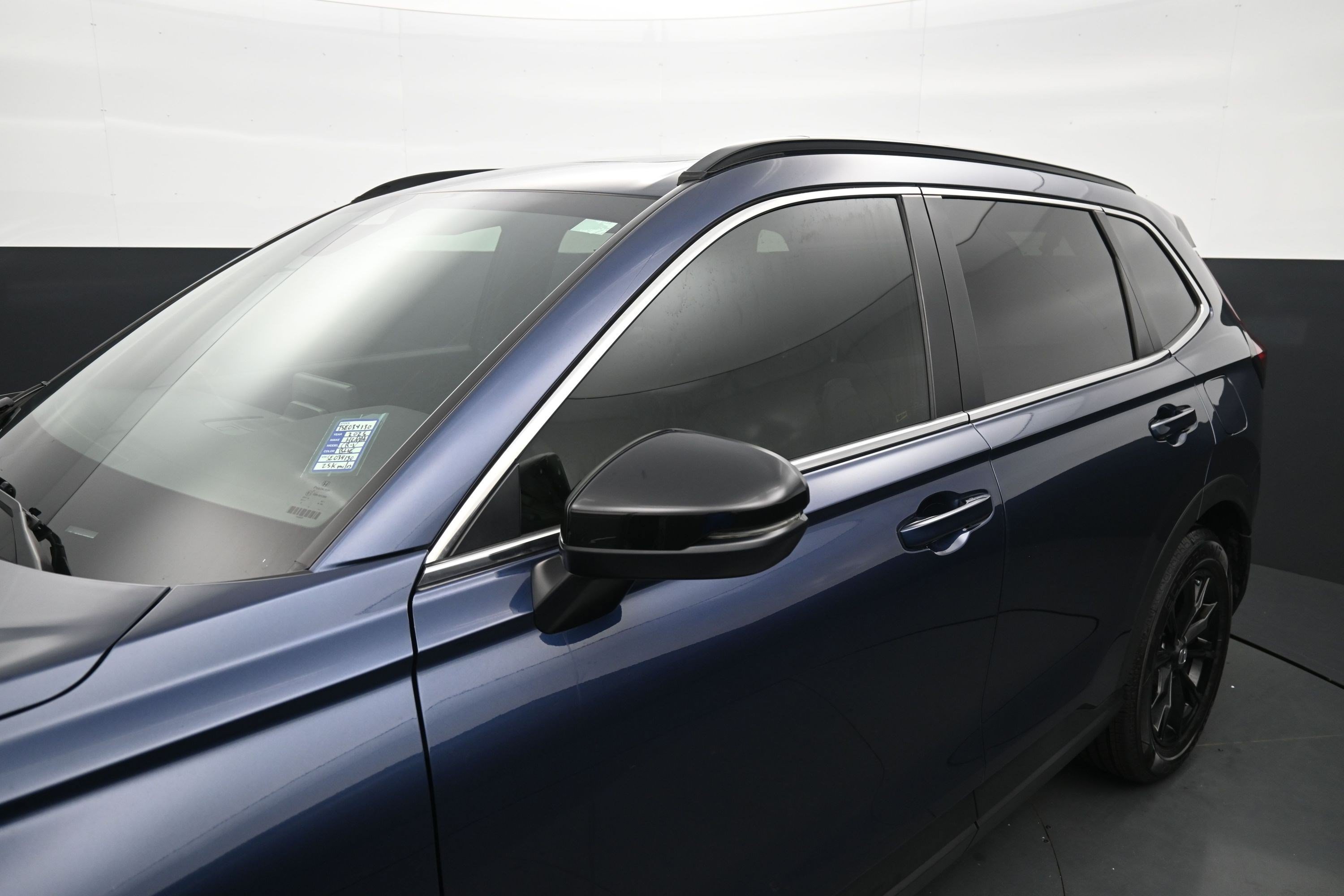 Certified Used 2025 Still Night Pearl Honda Sport image 11